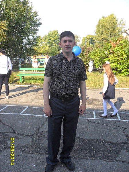 Максим Веклич