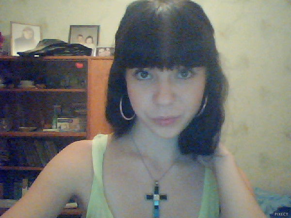 Оленька Иванова