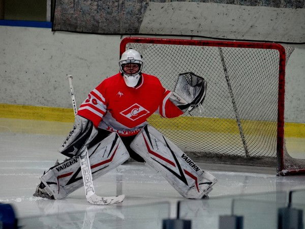 Паха Голкипер