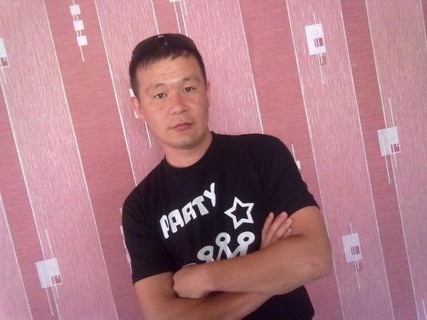 Тахир Шелекбаев