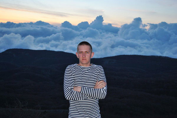 Роман Сбежнев