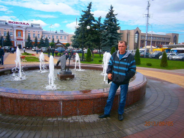 Максим Озеров