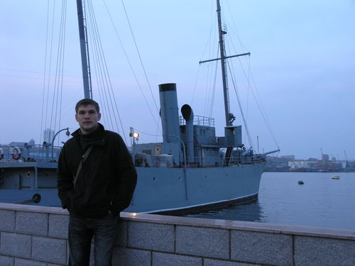 Неизвестно Неизвестно