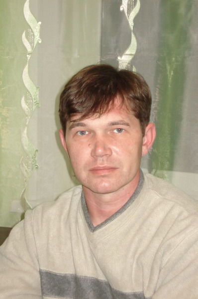 Денис Бондарь