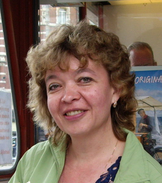 Елена Стренакова