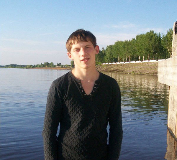 Антон Елизаров