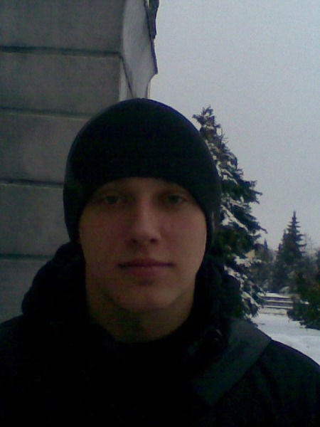 Виталий Комков