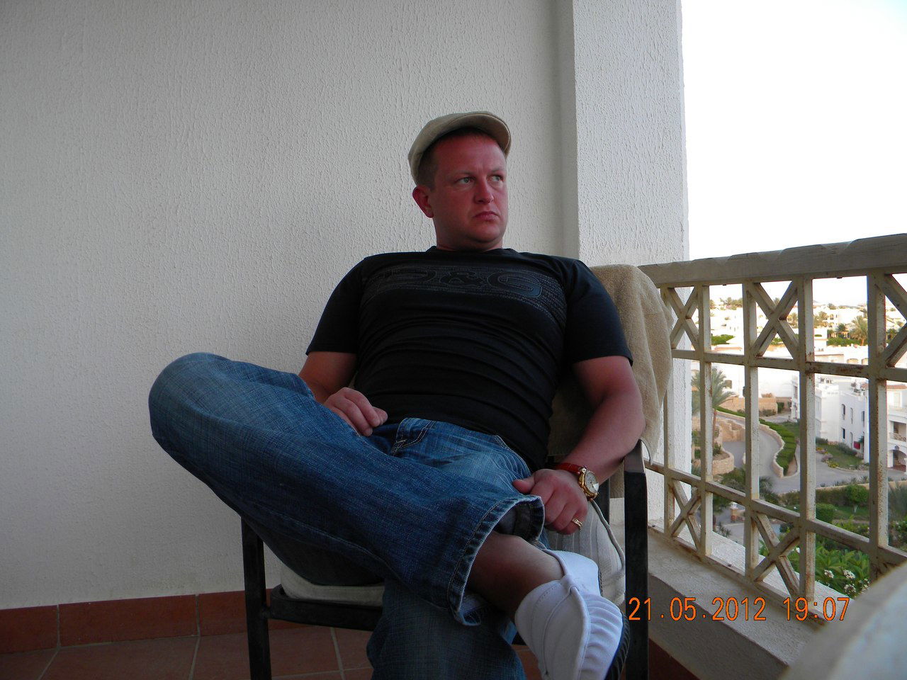 Борис Белоусов