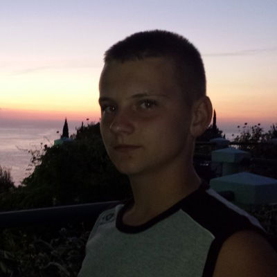 Макс Модестов