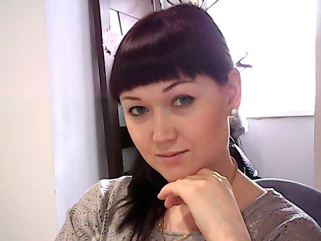 Анна Брусницына