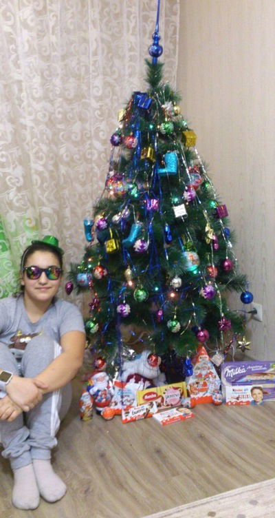 Эля Иванова