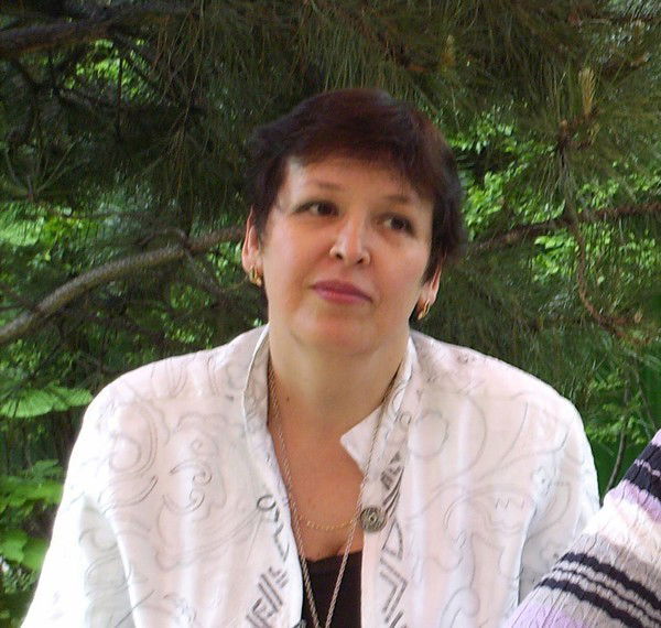 Люда Муханова