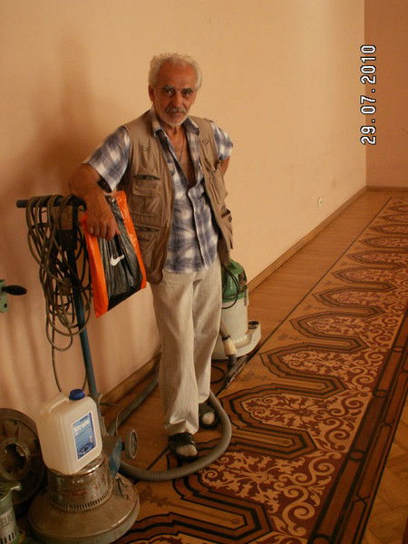 Валерий Абрамович