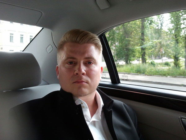 Александр Тихоненко