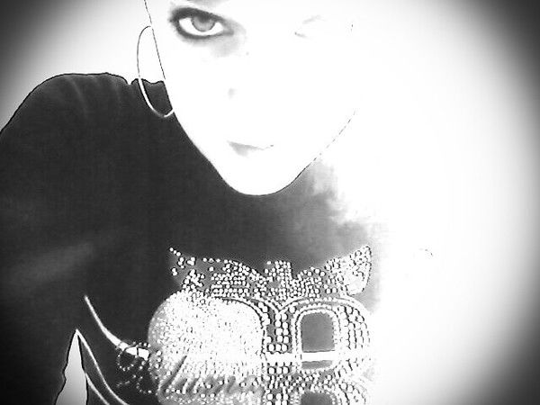 Юля Симонова