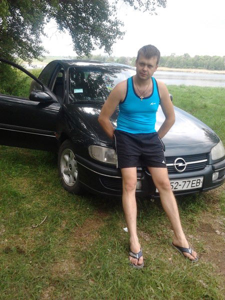 Антон Матвеев