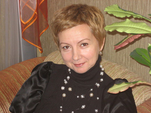 Лариса Иванова