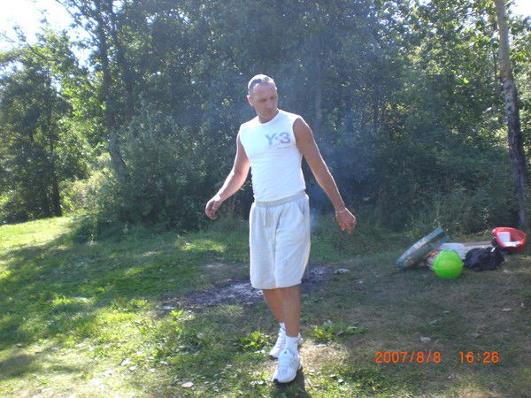 Денис Устинов