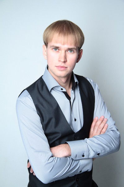 Евгений Жильцoв