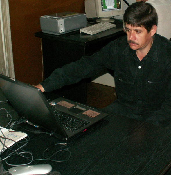 Владимир Степанов