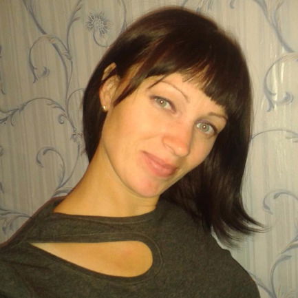 Алёна Сурикова