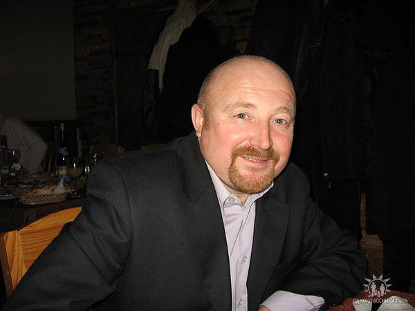 Александр Лапин