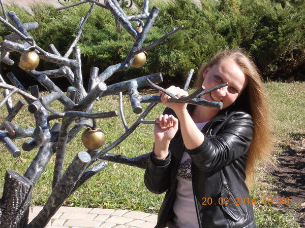 Екатерина Леонова