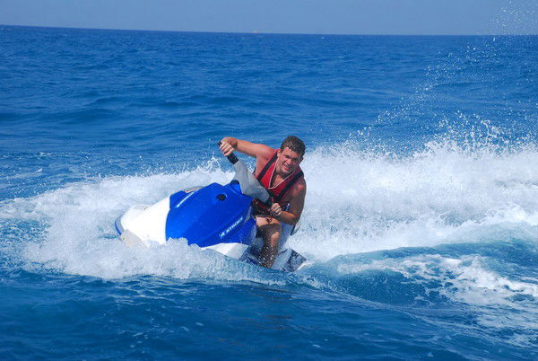 Антон Лукинов