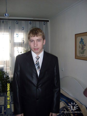 Игорь Леонтьев