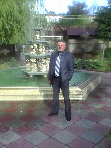 Александр Ковалев