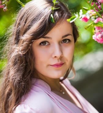 Аня Горбата