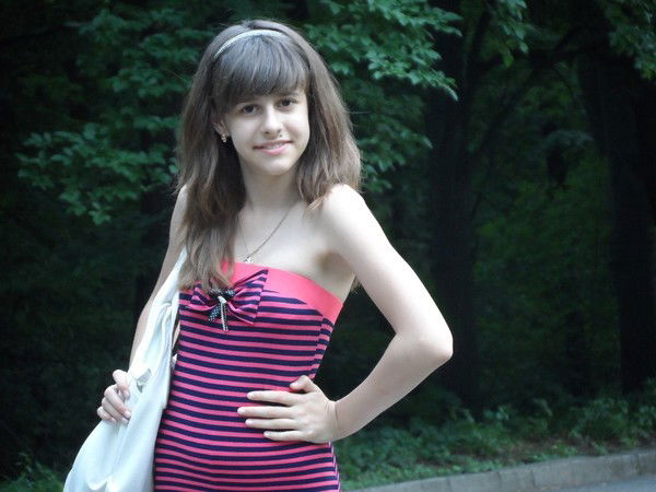 Алинчик Максименко