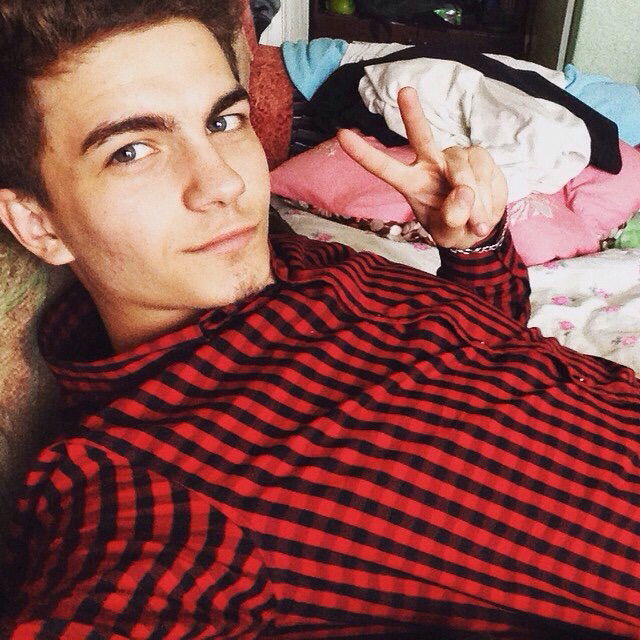 Тёма Рогозинский