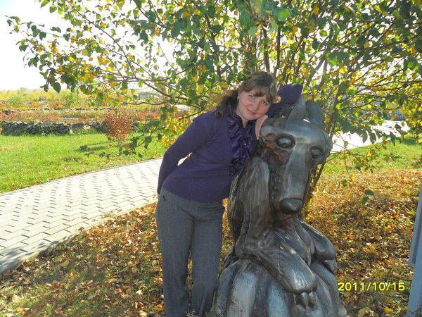 Любовь Попова