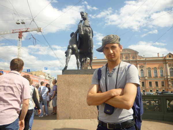 Файзулло Курбонов