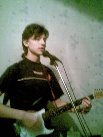 Илья Твердов