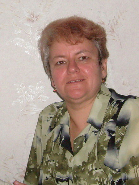 Нина Серина