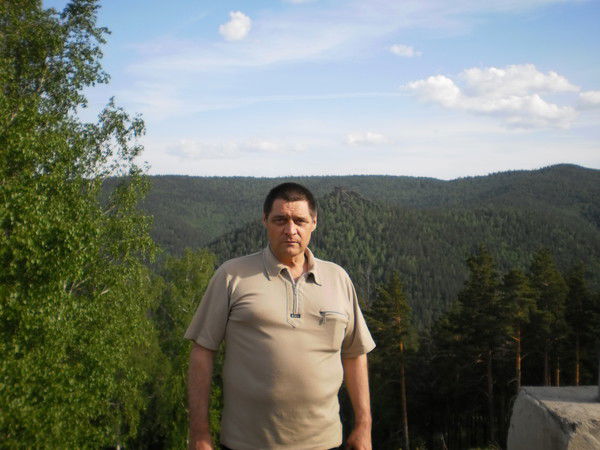 Петр Бундин