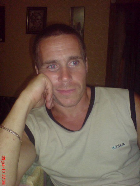 Александр Дан