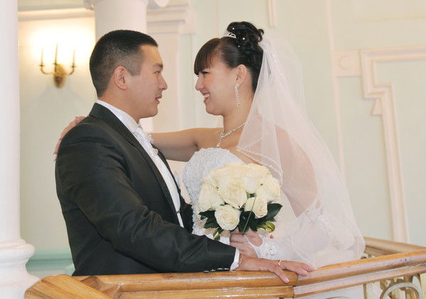 Асхар Тулешов