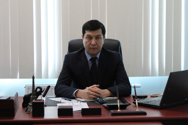 Болат Есимов