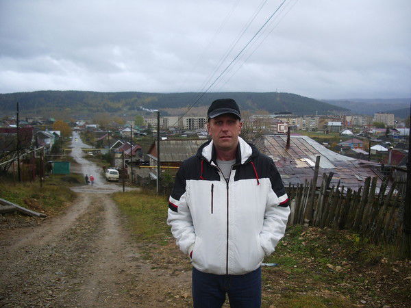 Александр Плюхин