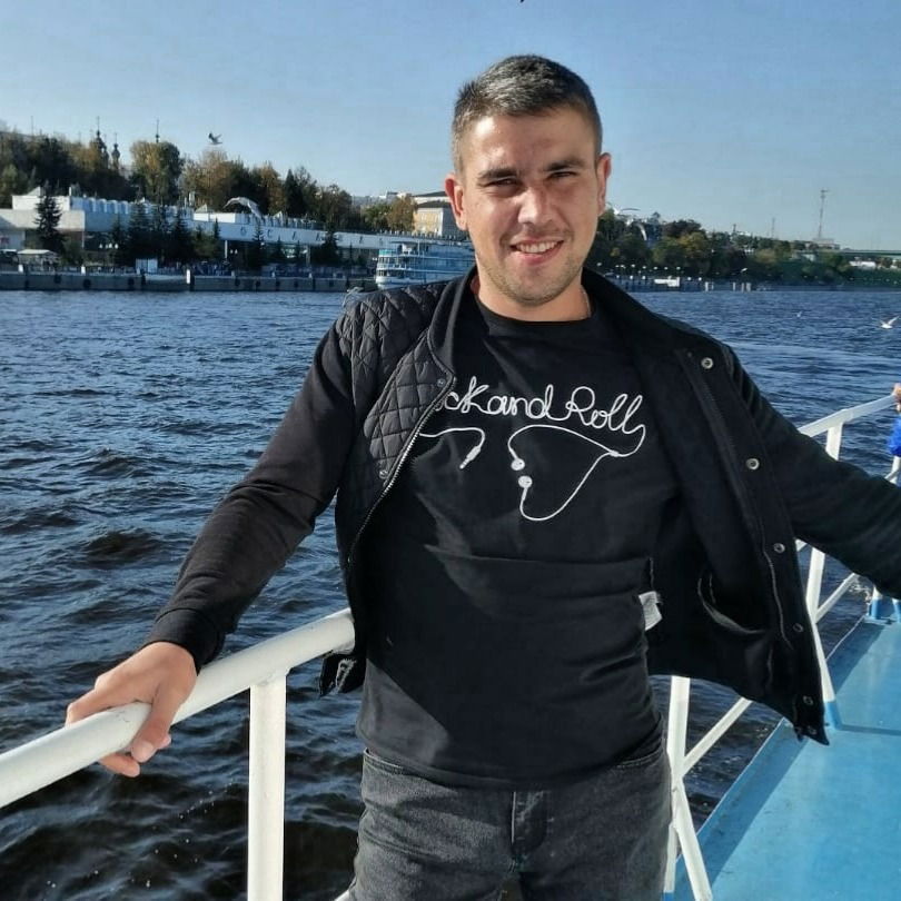 Максим Калинин