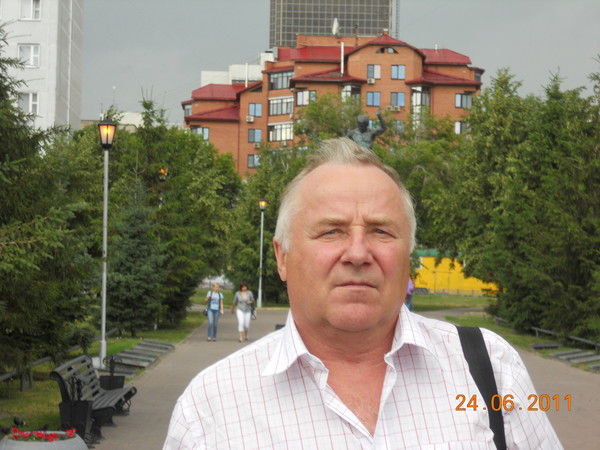 Виктор Смольянинов