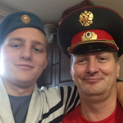 Александр Дронов