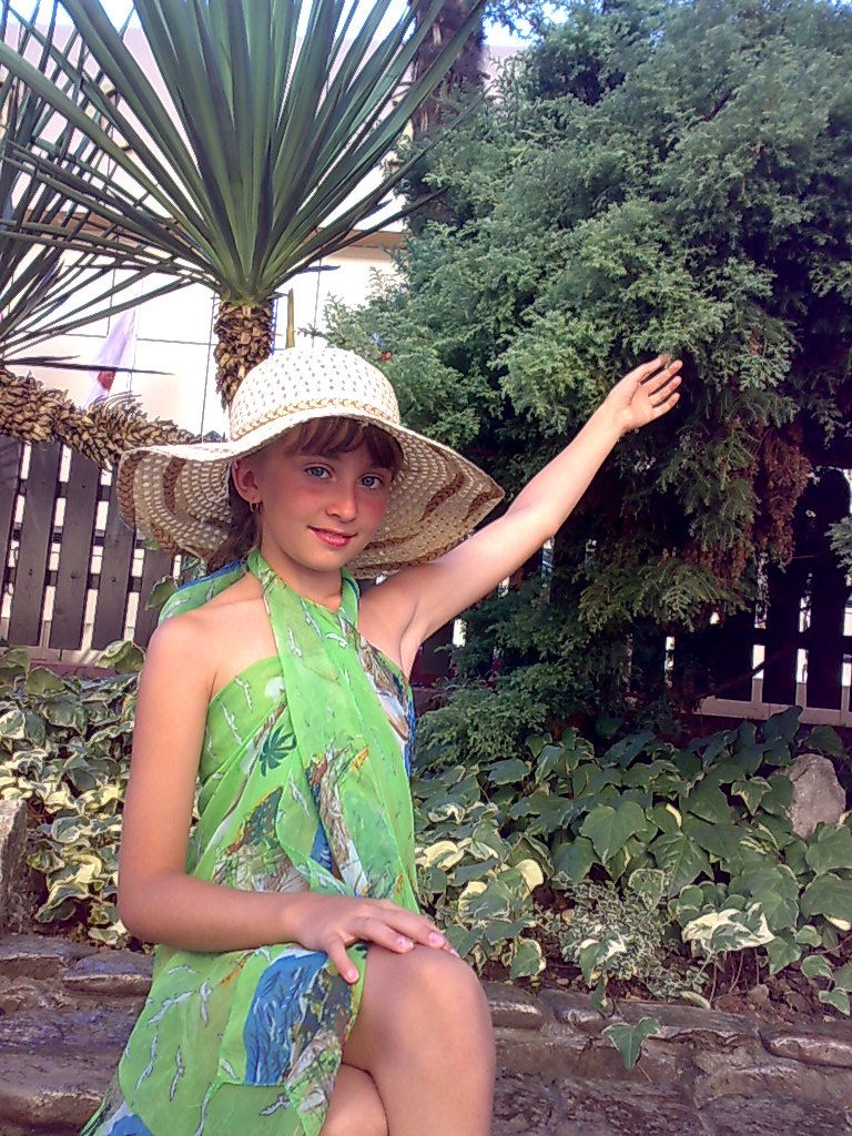 Александра Пересторонина