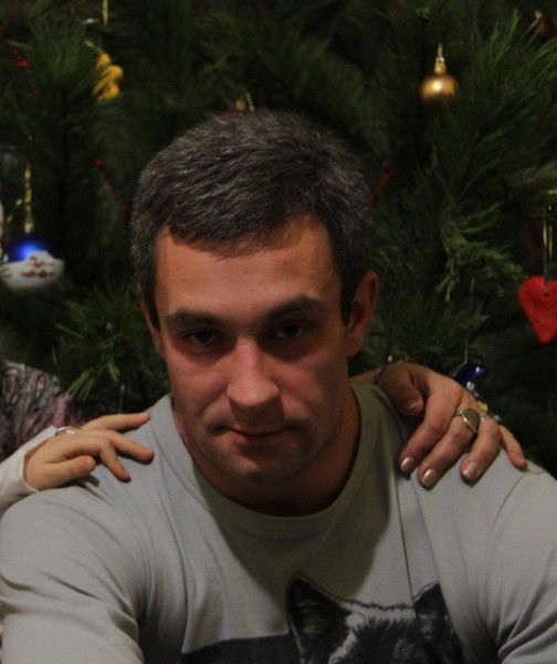 Ростислав Алиев