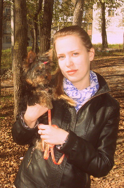 Анюта Толкова