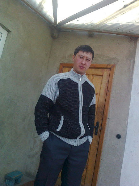 Азамат Асакеев