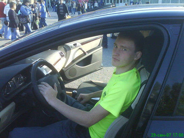 Антон Драгунов